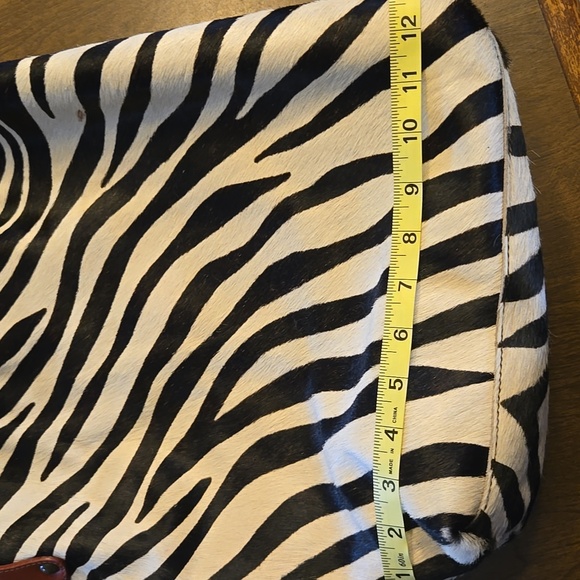 Maurizio Taiuti Zebra Print Women's Bag with Tan Accents - Picture 11 of 12